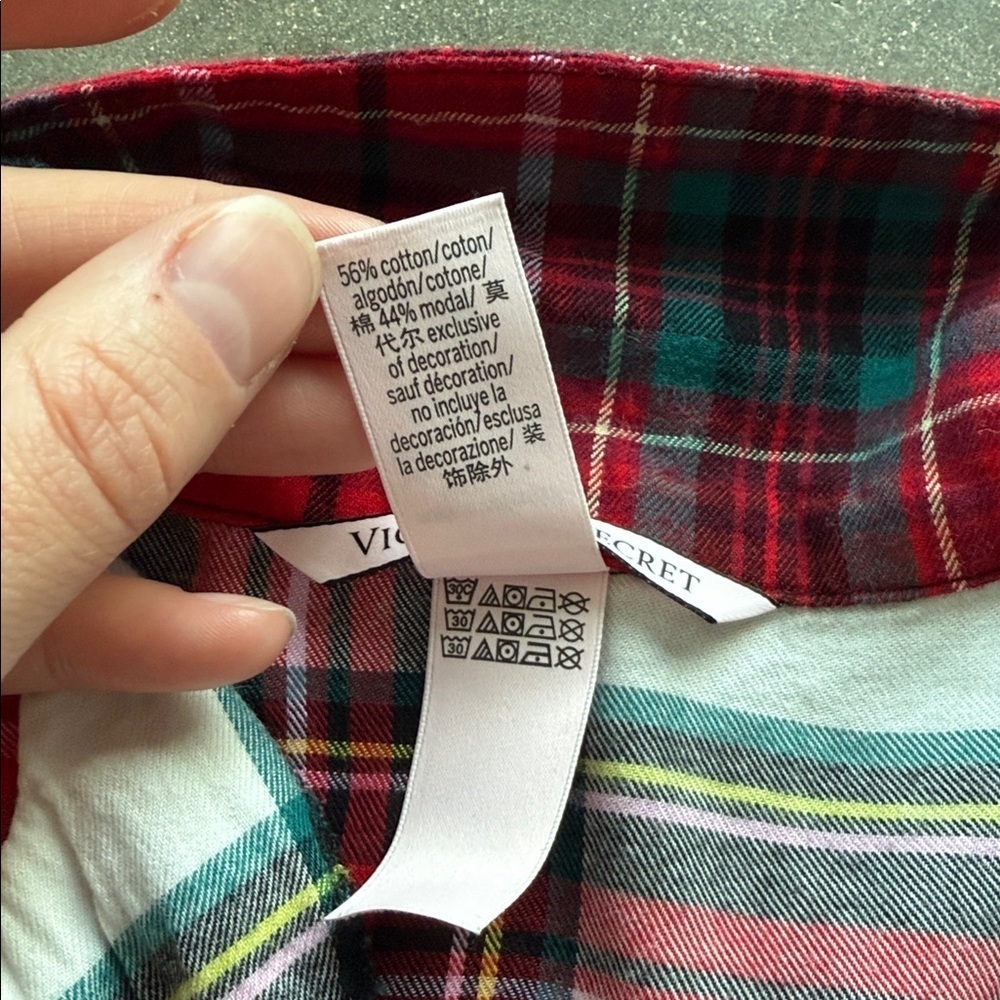 Victoria’s Secret Plaid Flannel Pajama Set - Picture 11 of 14